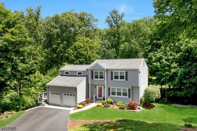 4 Ashley Ct, Morris Twp., NJ 07960