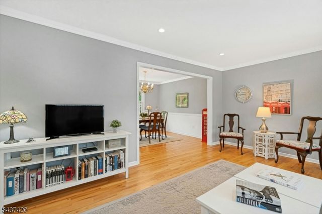 4 Ashley Ct, Morris Twp., NJ 07960