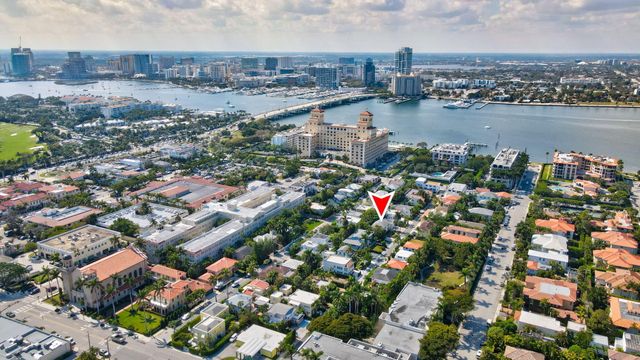 240 Oleander Avenue, Palm Beach, FL 33480