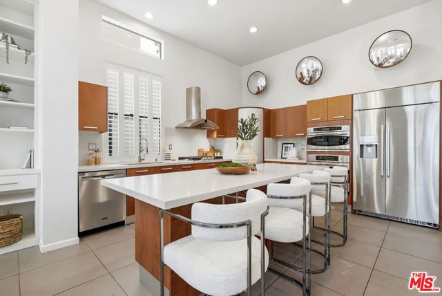 12912 Discovery, Playa Vista, CA 90094