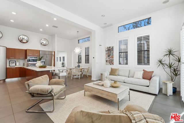 12912 Discovery, Playa Vista, CA 90094