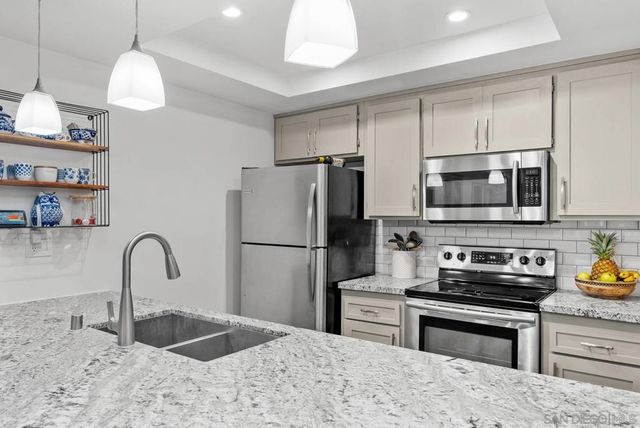 10737 San Diego Mission Rd 314, San Diego, CA 92108