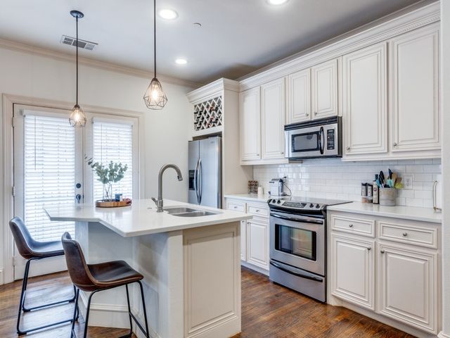 1910 Hope Street 12, Dallas, TX 75206