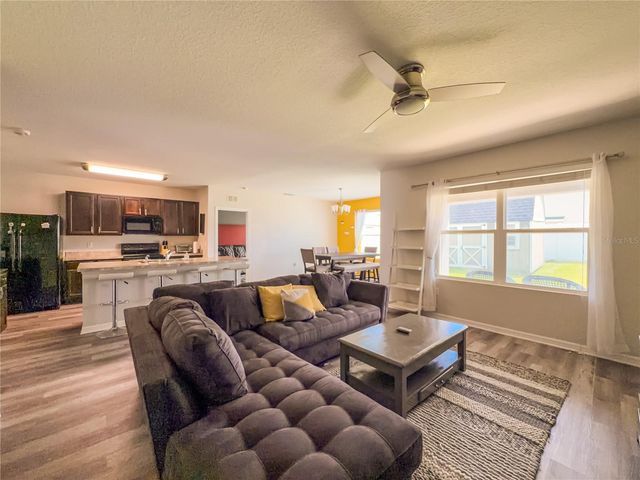 1742 VAN GOGH DRIVE, Auburndale, FL 33823