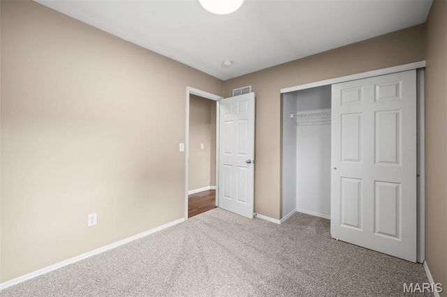 134 Autumn Oaks Drive, Troy, MO 63379