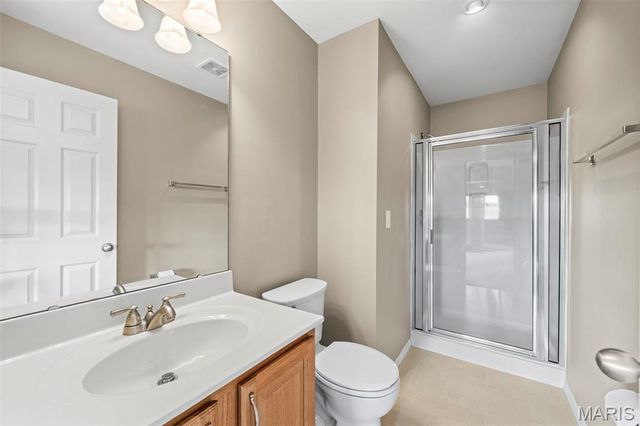 134 Autumn Oaks Drive, Troy, MO 63379