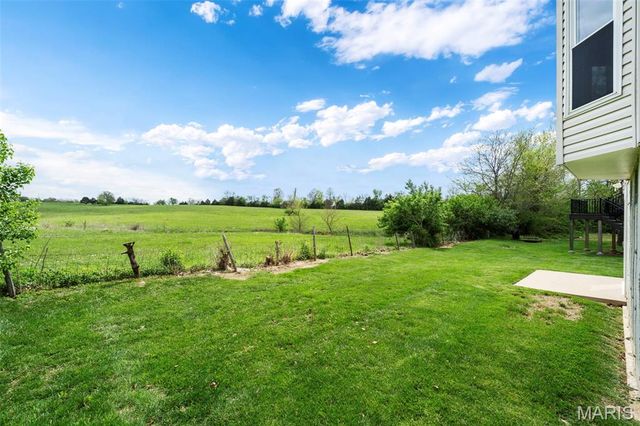 134 Autumn Oaks Drive, Troy, MO 63379