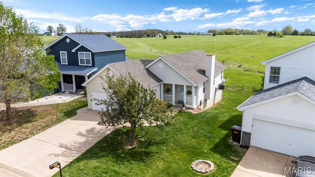 134 Autumn Oaks Drive, Troy, MO 63379
