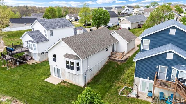 134 Autumn Oaks Drive, Troy, MO 63379