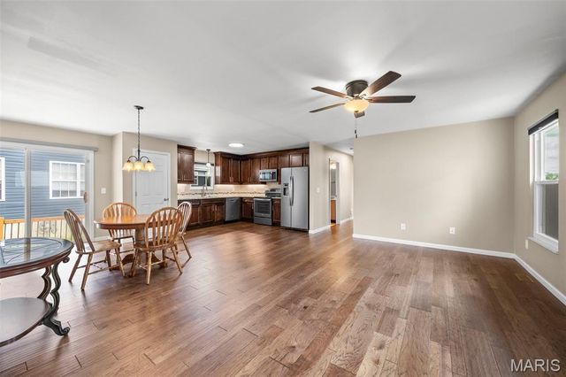 134 Autumn Oaks Drive, Troy, MO 63379