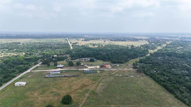 6015 Seawillow RD, Lockhart, TX 78644