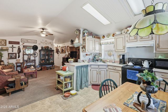 2000 S APACHE Road 24, Buckeye, AZ 85326