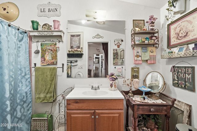 2000 S APACHE Road 24, Buckeye, AZ 85326