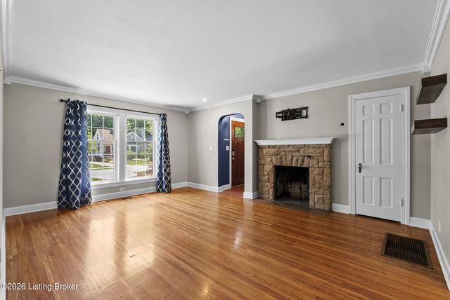 4029 Hycliffe Ave, Louisville, KY 40207