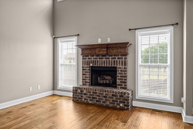 420 Clover Meadows Ct, Clarksville, TN 37043