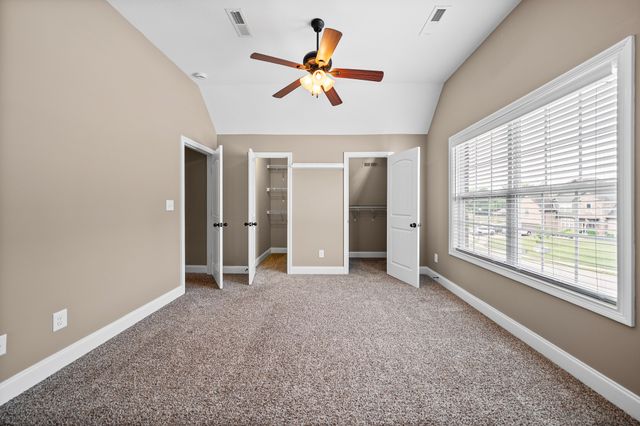 420 Clover Meadows Ct, Clarksville, TN 37043