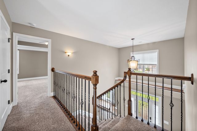 420 Clover Meadows Ct, Clarksville, TN 37043