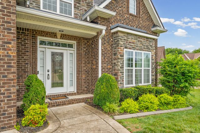 420 Clover Meadows Ct, Clarksville, TN 37043