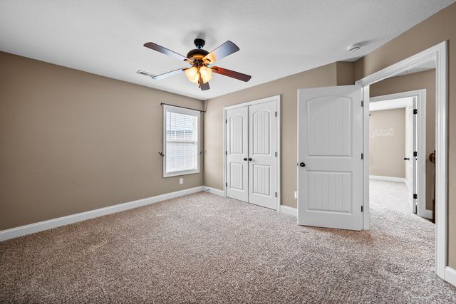 420 Clover Meadows Ct, Clarksville, TN 37043