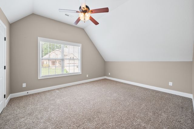 420 Clover Meadows Ct, Clarksville, TN 37043