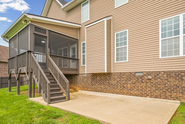 420 Clover Meadows Ct, Clarksville, TN 37043