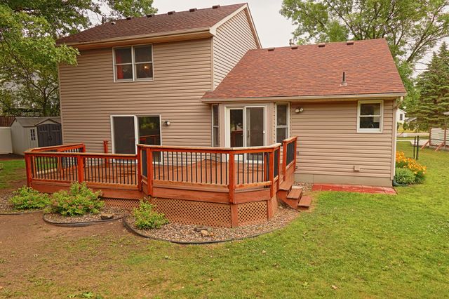 912 Moonlight Drive, Woodbury, MN 55125