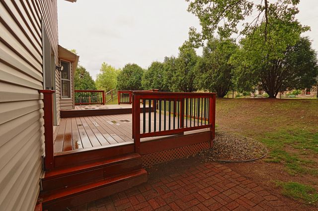 912 Moonlight Drive, Woodbury, MN 55125