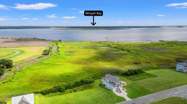 221 Oak Bay Dr., Georgetown, SC 29440