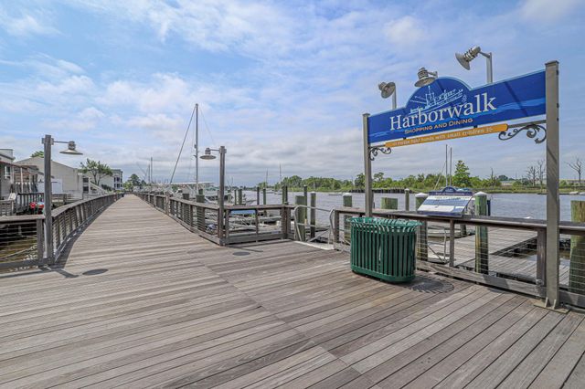 221 Oak Bay Dr., Georgetown, SC 29440