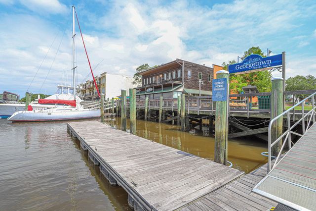 221 Oak Bay Dr., Georgetown, SC 29440