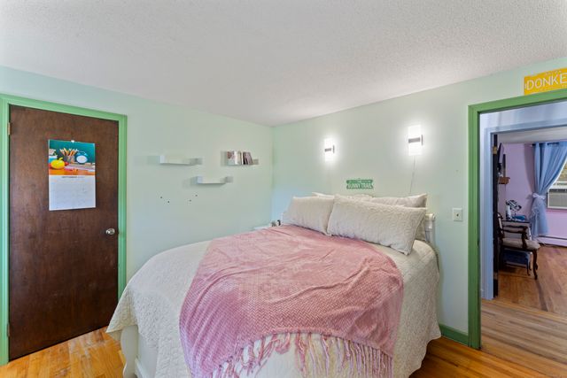 114 Harvest Lane, East Hartford, CT 06118