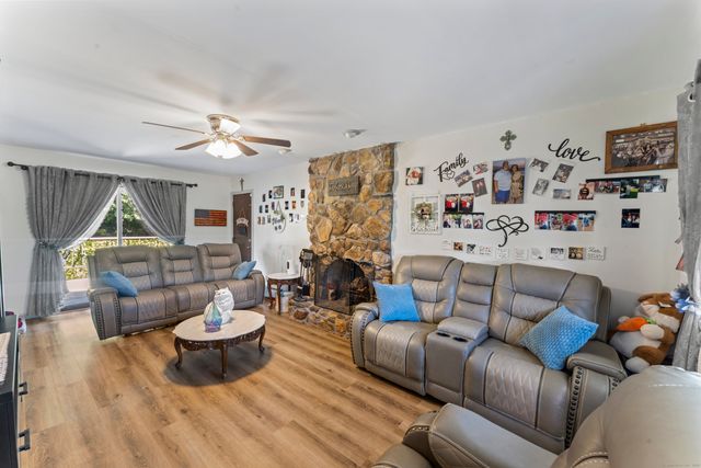 114 Harvest Lane, East Hartford, CT 06118