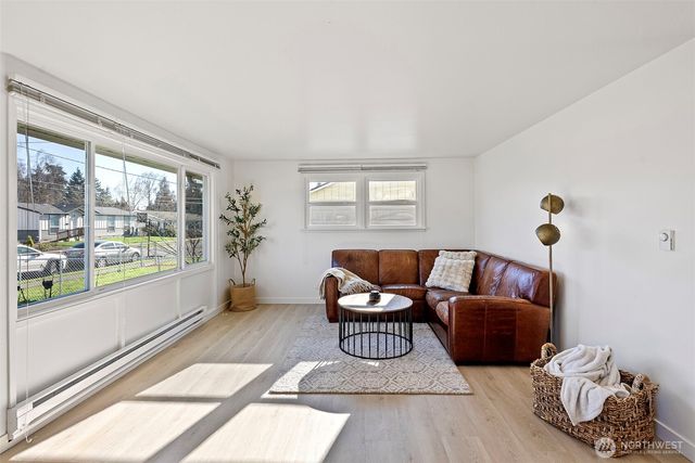 3021 Crane Avenue, Bremerton, WA 98310