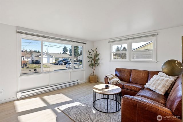 3021 Crane Avenue, Bremerton, WA 98310