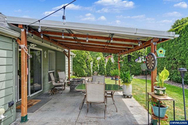 2184 Rock Ledge Dr NE, Keizer, OR 97303