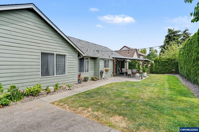 2184 Rock Ledge Dr NE, Keizer, OR 97303