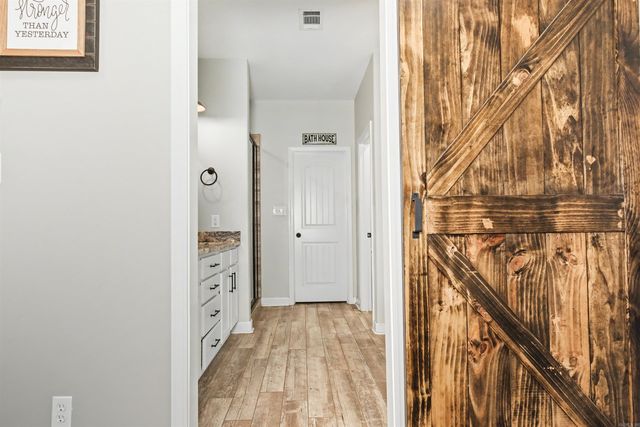 1405 Wilderness Road, Redfield, AR 72132