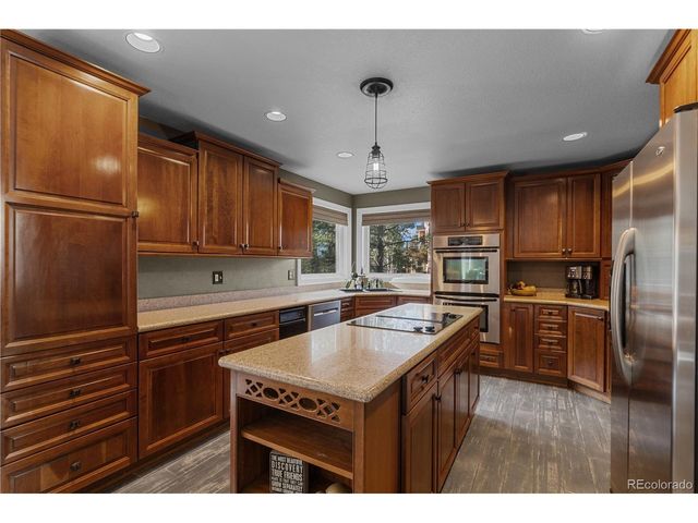 2 S Sherwood Gln, Monument, CO 80132