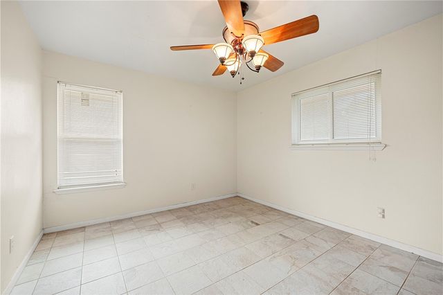 1123 Orion Dr, Portland, TX 78374