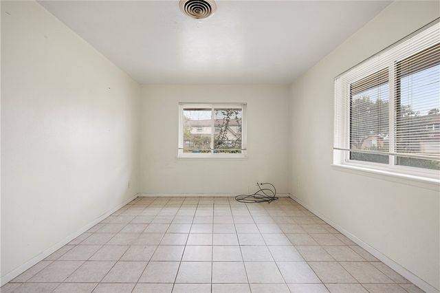 1123 Orion Dr, Portland, TX 78374