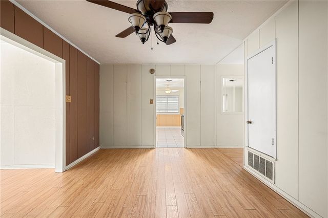 1123 Orion Dr, Portland, TX 78374