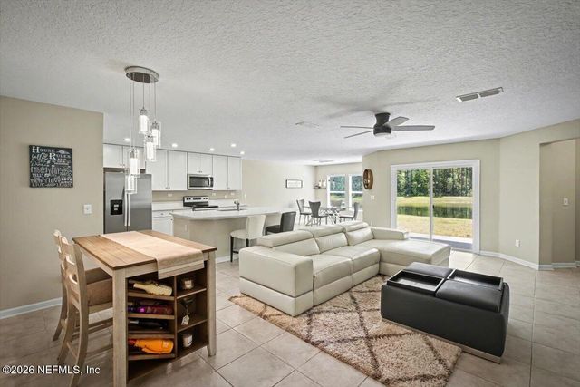 4948 BIG PINE Drive, Jacksonville, FL 32218
