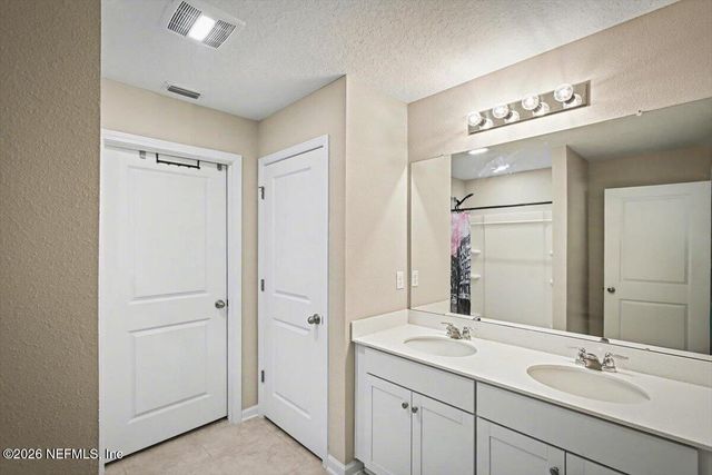 4948 BIG PINE Drive, Jacksonville, FL 32218