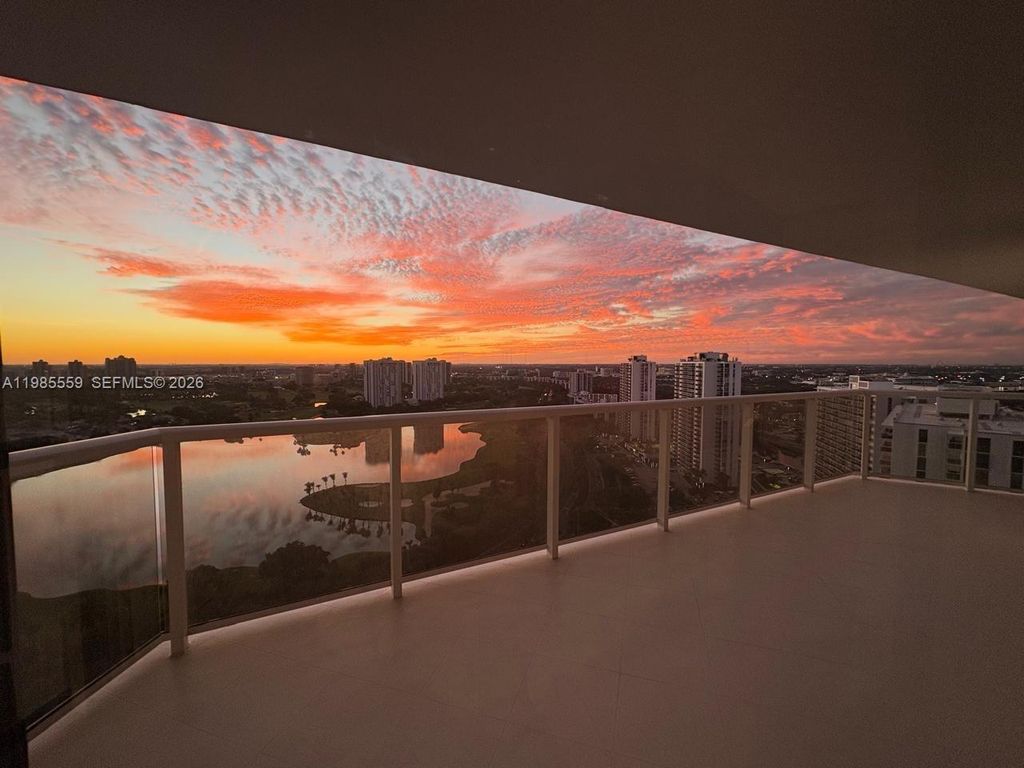 20281 E Country Club Drive 2409, Aventura, FL 33180