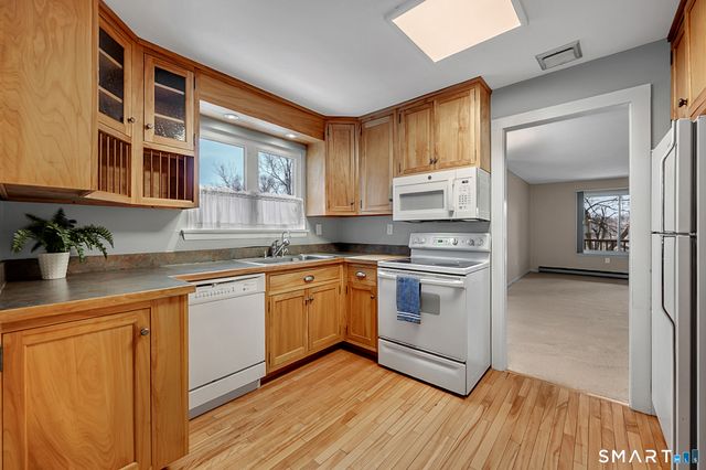 1 Great Oak Court 1, Cromwell, CT 06416