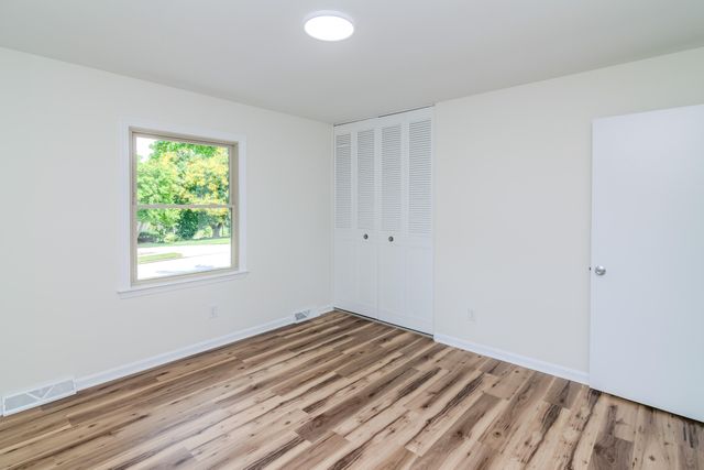 3274 Aqueduct Drive, Lexington, KY 40517