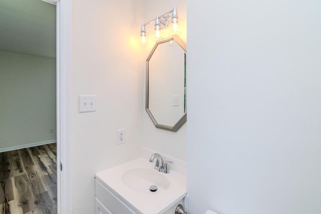 3274 Aqueduct Drive, Lexington, KY 40517