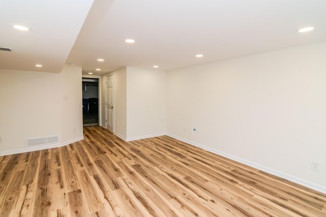 3274 Aqueduct Drive, Lexington, KY 40517
