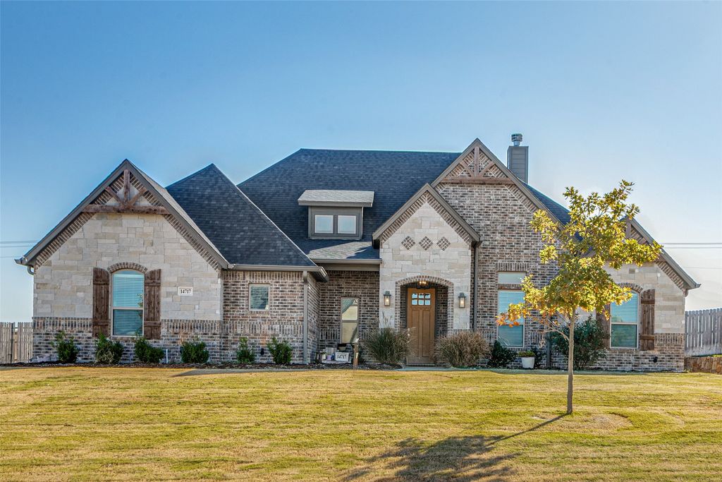 14717 Lost Wagon Street, Justin, TX 76247