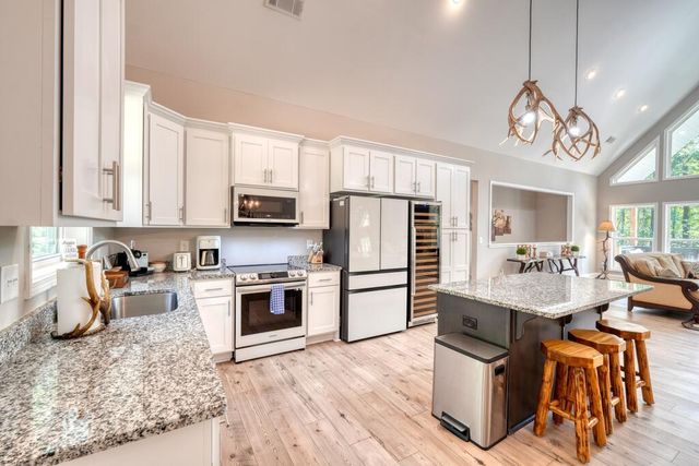 125 Franklin Hills Way, Blairsville, GA 30512